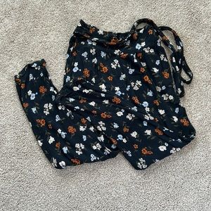 American Eagle Black Flowy pants
